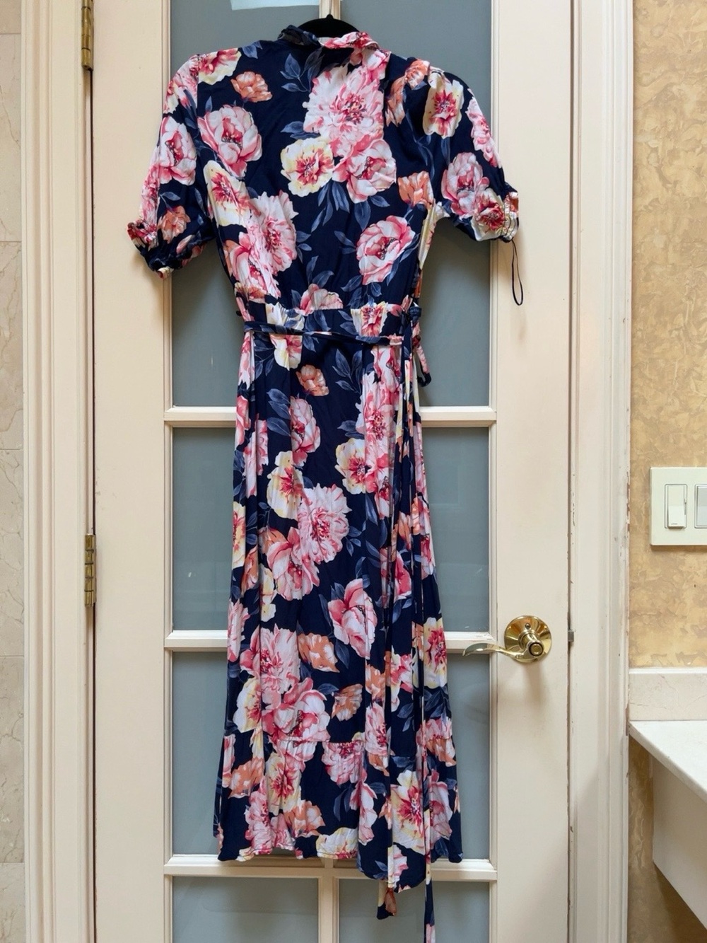Old Navy Floral High-Low Wrap Dress – Size Small - Picture 3 of 4